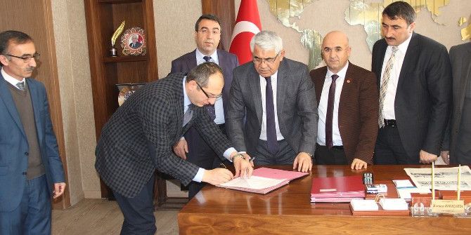 Kars’ta Katı Atık Soruna Çözüm İçin İmzalar Atıldı