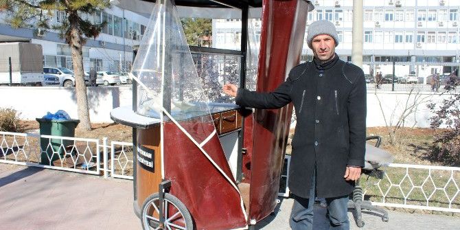 Engelli Vatandaşın Simit Aracındaki Bozuk Paralar Çalındı