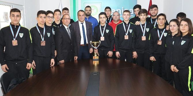 Başarılı Judocular Manisa’da Coşkuyla Karşılandı