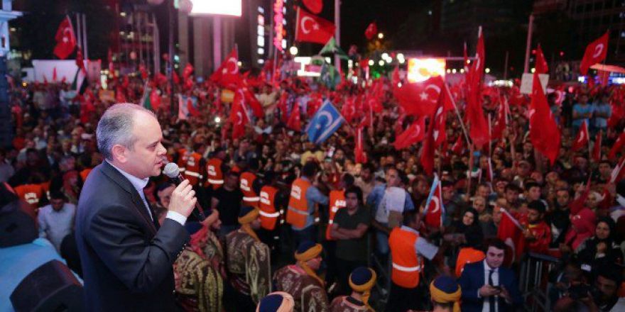 Gençlik Ve Spor Bakanı Kılıç, Ankara’da Demokrasi Nöbetine Katıldı