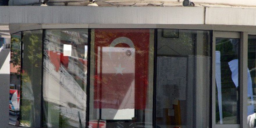 İstanbul Ticaret Üniversitesi’nde Koruma Polisi Gözaltına Alındı