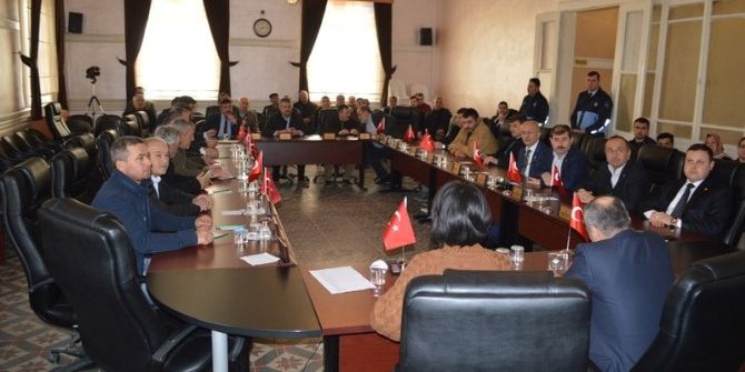 Kapalı Pazar Yeri Ve Otopark İhaleye Çıkıyor