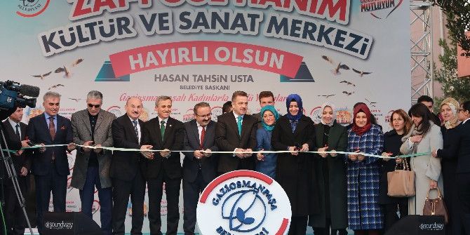 Aile Bakanı Fatma Betül Sayan Kaya Kültür Merkezi Açılışına Katıldı