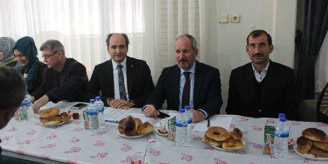 Manyas Ak Parti’de Sandık Toplantısı Yapıldı