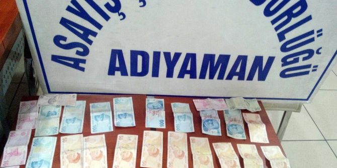 Çaldıkları Para İle Cep Telefonu Satın Alırken Yakalandılar