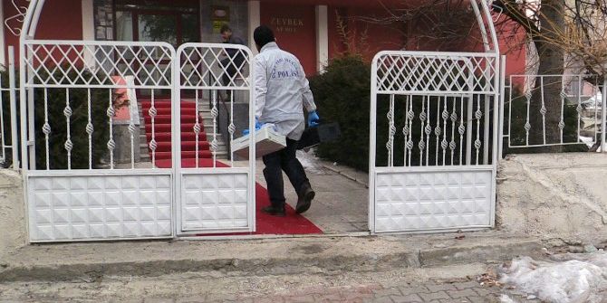 Tartıştığı Babasını Tüfekle Vurarak Öldürdü