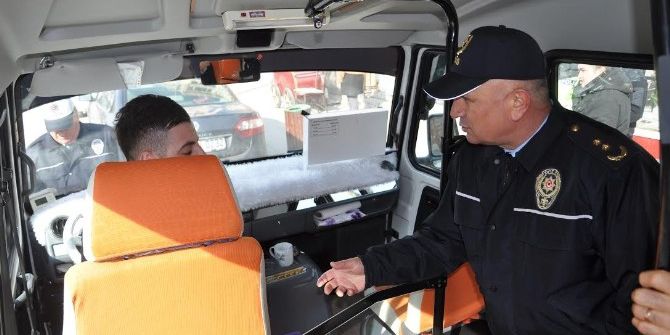 Bozüyük Polisinin Halk Dolmuşlarına Yönelik Sivil Denetimi Başladı