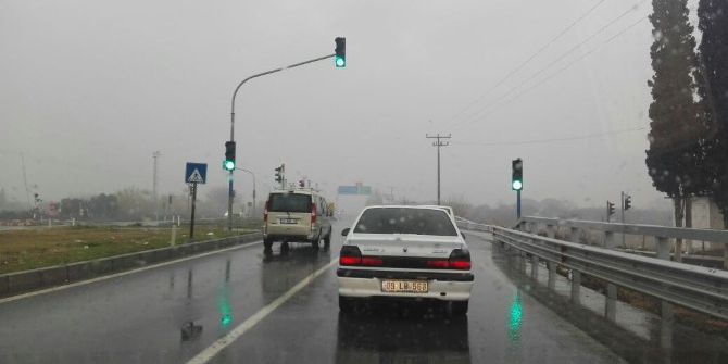 Aydın-denizli Karayoluna Sis Çöktü