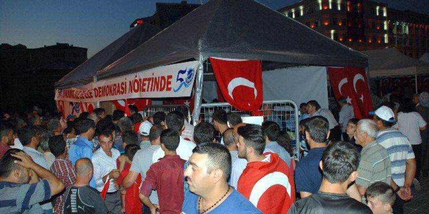 Kayso’dan Demokrasi Nöbetine Destek