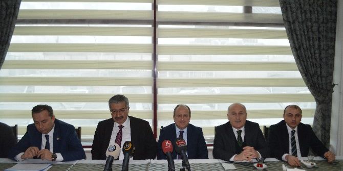 Vali Kılıç, İl Genel Meclis Üyeleriyle Bir Araya Geldi