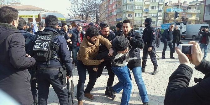 İzinsiz Eylem Yapan Kesk’liler Gözaltına Alındı