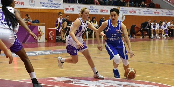 Bornova Becker Spor Deplasmanda Kazanmayı Bildi