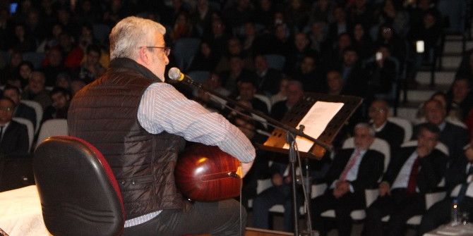 Elazığ’da ‘Şehitlere Saygı Konseri’
