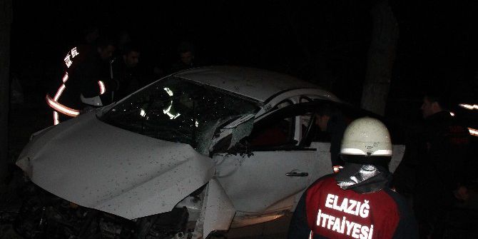 Elazığ’da Trafik Kazası: 2 Yaralı