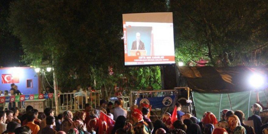 Oltulular Demokrasi Nöbetine Devam Ediyor