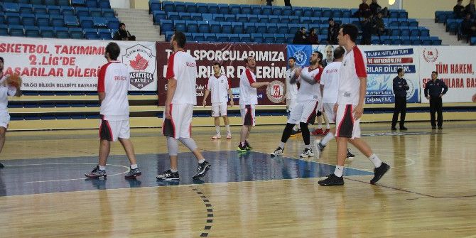 Bilecik Belediyesi Basketbol Kulübü Rakibine Boyun Eğdi