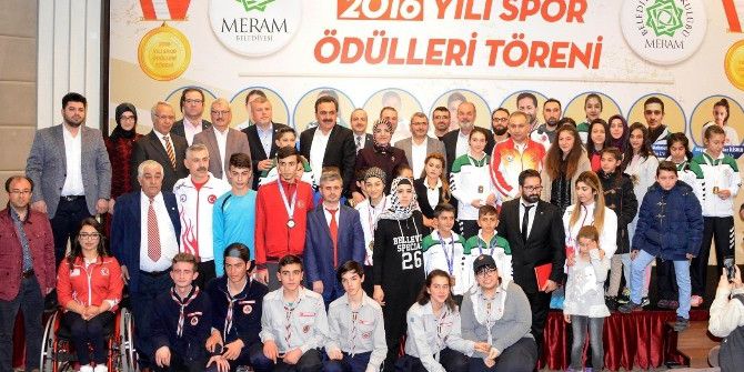 Meram’da Sporcular Altınla Ödüllendirildi