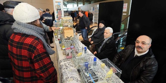 Yenimahalle’de Kuş Borsası’na Yoğun İlgi