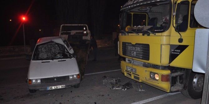 Kulu’da Tır İle Otomobil Çarpıştı: 1 Yaralı