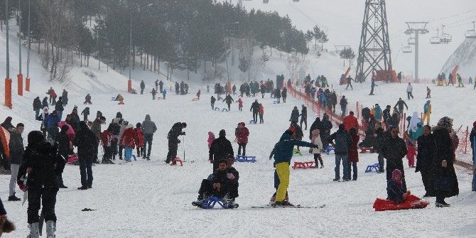 Sömestr Son Gününde Çocuklar Palandöken’de Karın Tadını Çıkardı