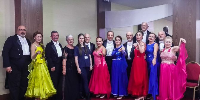 Muratpaşa’nın Yaşlıları Türkiye Şampiyonu Oldu