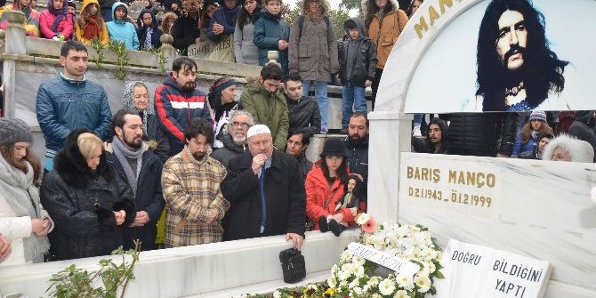 Barış Manço Kabri Başında Anıldı