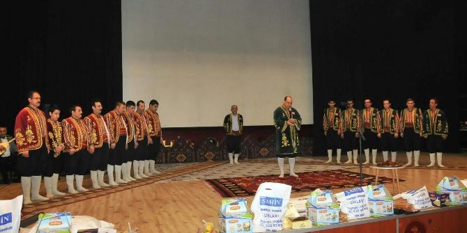 Akşehir Belediyesi Sıra Yarenlerinden Gösteri