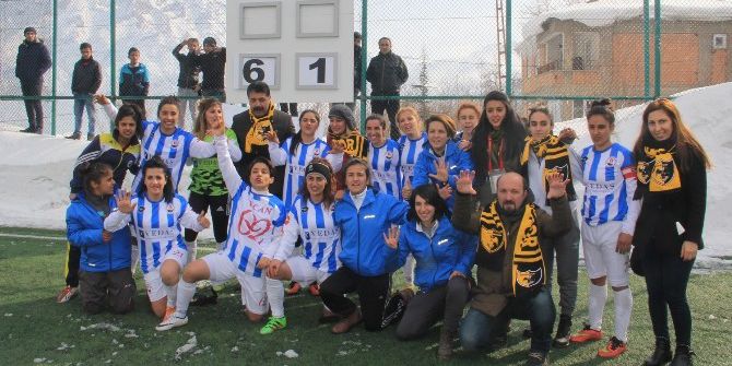 Hakkari Ekibinden Farklı Galibiyet