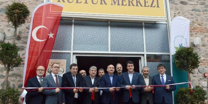 Bakan Müezzinoğlu Abdal Kültür Merkezi’ni Açtı
