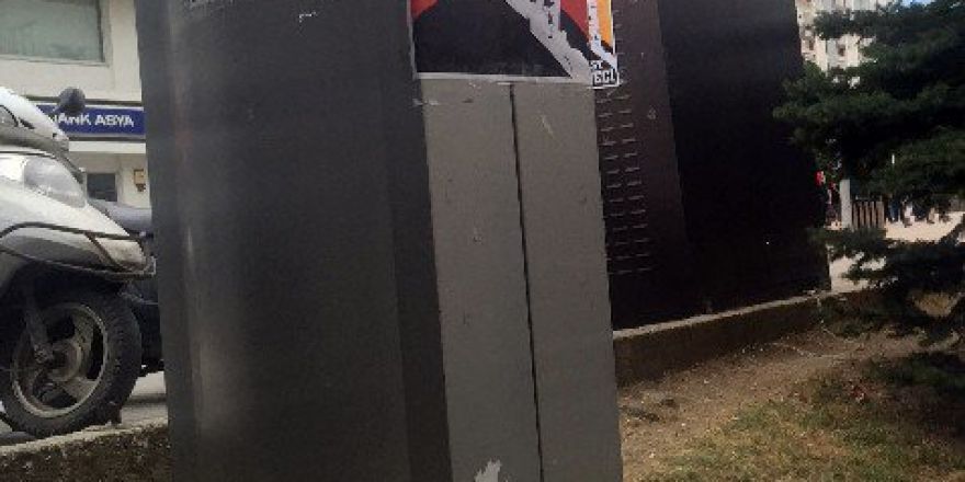 Bolu’da Fethullah Gülen’e Posterli Tepki