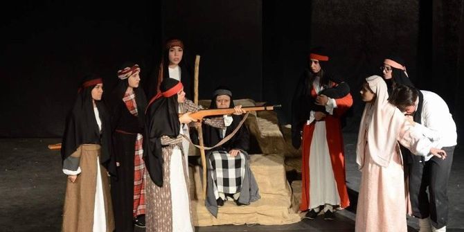 ’Töre’ İsimli Tiyatro Oyunu Kuşadası’nda Sahnelendi