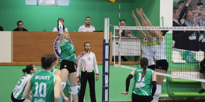 Salihli Filede Kendi Evinde Kaybetti