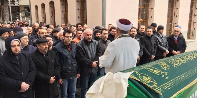 Bursalı Tarihçi Erhan Yıldızalp Hayatını Kaybetti