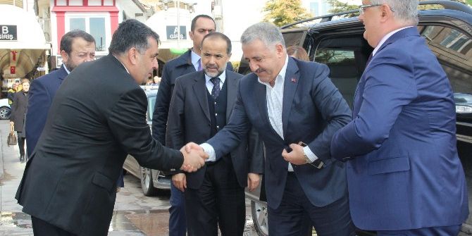 Bakan Arslan’dan Aksaray’a Özel Havalimanı Müjdesi