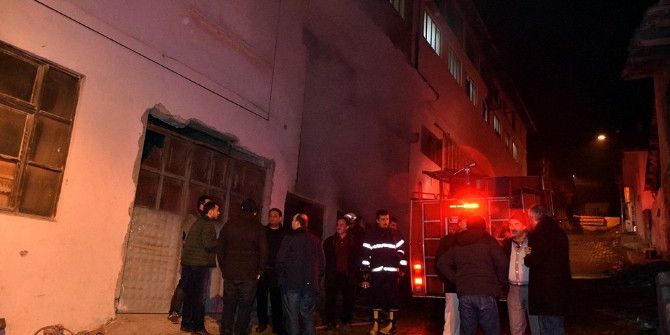 Tosya’da Marangozlar Sanayi Sitesinde Yangın