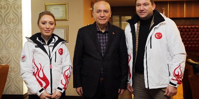 Altın Kuğu Yenimahalle’de