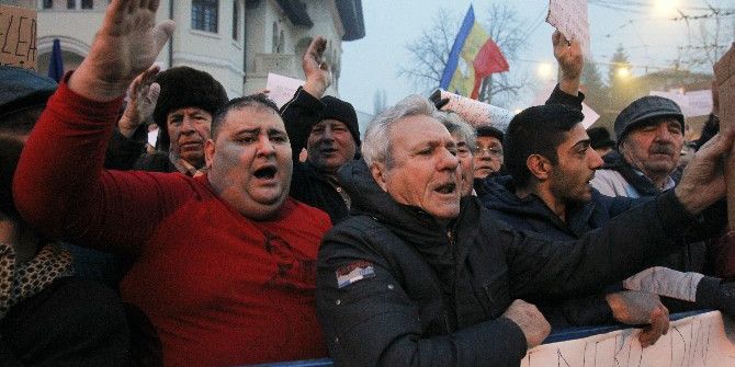 Romenler İstifa Bekliyor