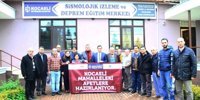 Büyükşehir, Muhtarların İhtiyaç Ve Taleplerini Karşılıyor