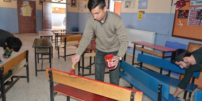 Üniversiteli Gençler Öğrencilerin Hayalini Gerçekleştirdi