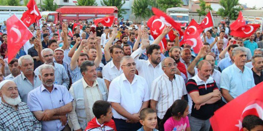 Aksaray’da Vatandaş Meydanlara İndi