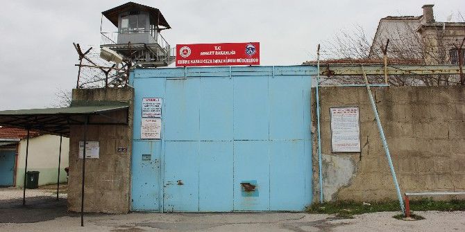 Firar Etmek İsterken Az Daha Canından Oluyordu