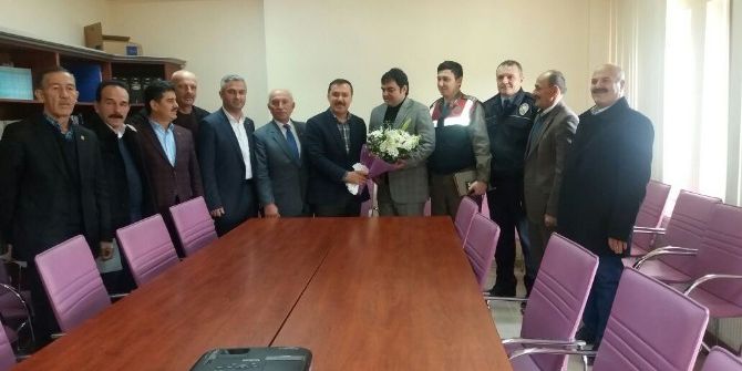 Yeni Kocaali Kaymakamı’ndan Muhtarlar Derneğinden Ziyaret