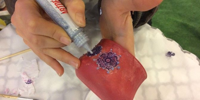 Gaziantepli Kadınlardan Rengarenk Vitraylar