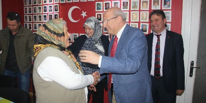 Çakırözer, Şehit Yakınları Ve Gazilerle Bir Araya Geldi