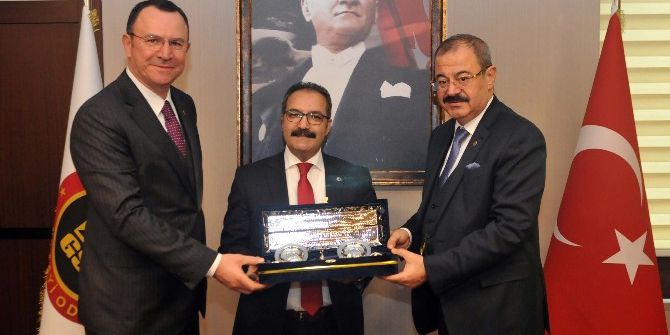 Rektör Gür’den İadeyi Ziyaret