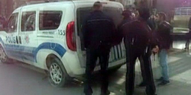 Uyanık Esnaf, Şüphelileri Oyalayıp Polisi Çağırdı