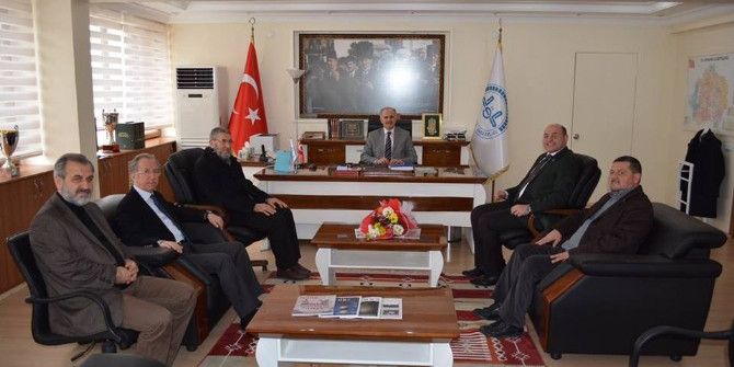 Ak Parti’den Müftü Hüseyin Hazırlar’a ’Hayırlı Olsun’ Ziyareti