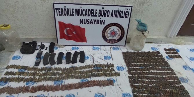 Nusaybin’de Mezarlıkta Pkk’ya Ait Mühimmat Ele Geçirildi