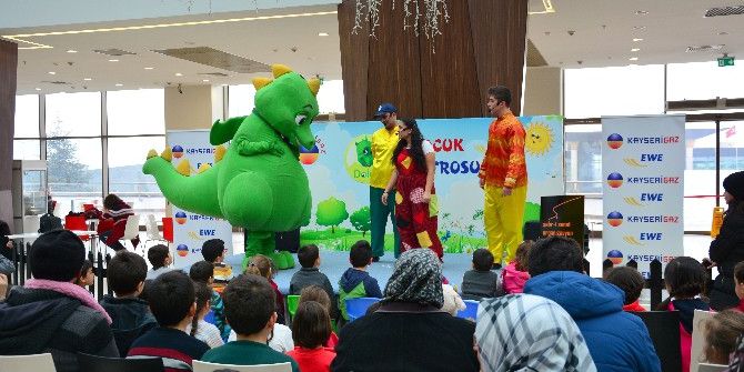 Dolgi Tatilde Çocukların Yanındaydı