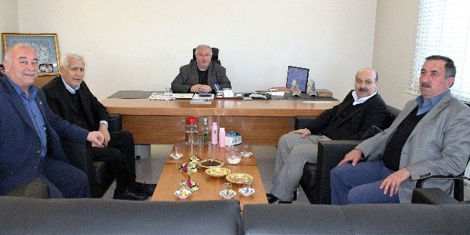 Başkan Konak İlçe Ziyaretlerine Şuhut İle Devam Etti